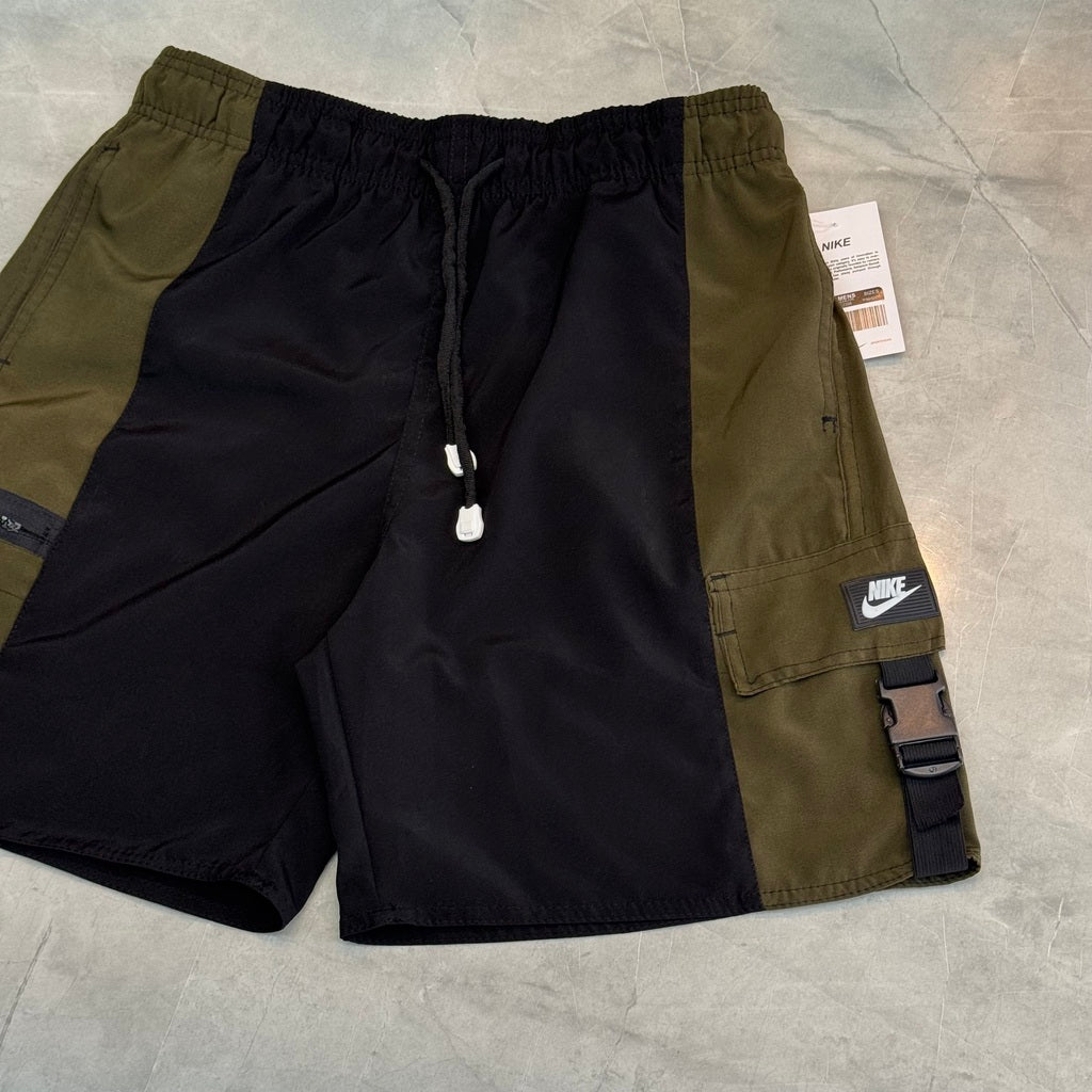 Bermuda Cargo NK (Preta/Verde)