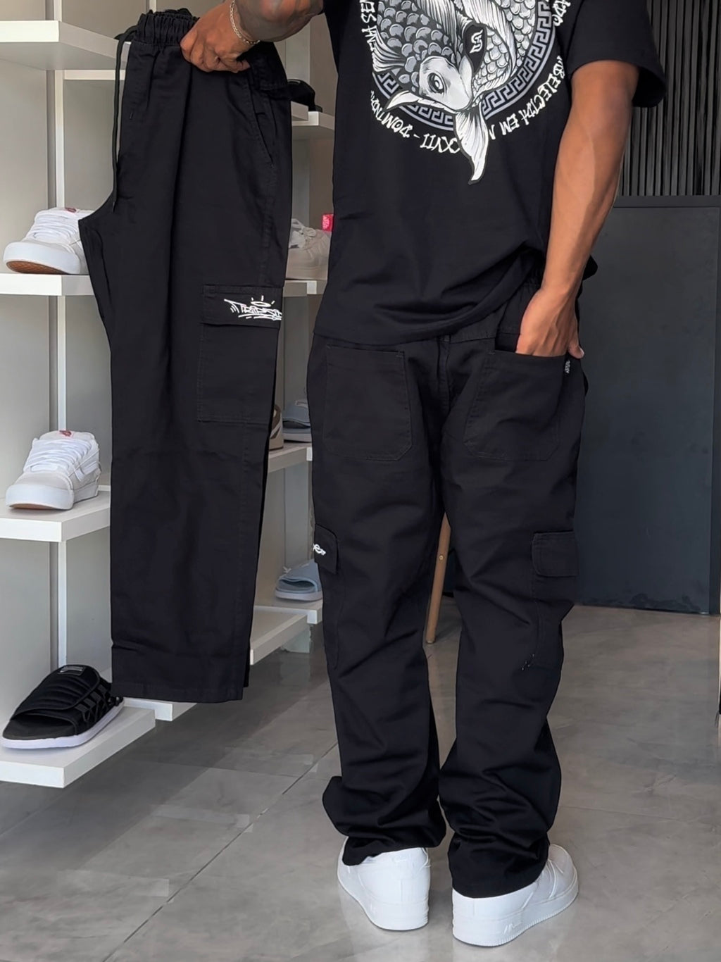 Calça Cargo Reta Trip Side - Preta