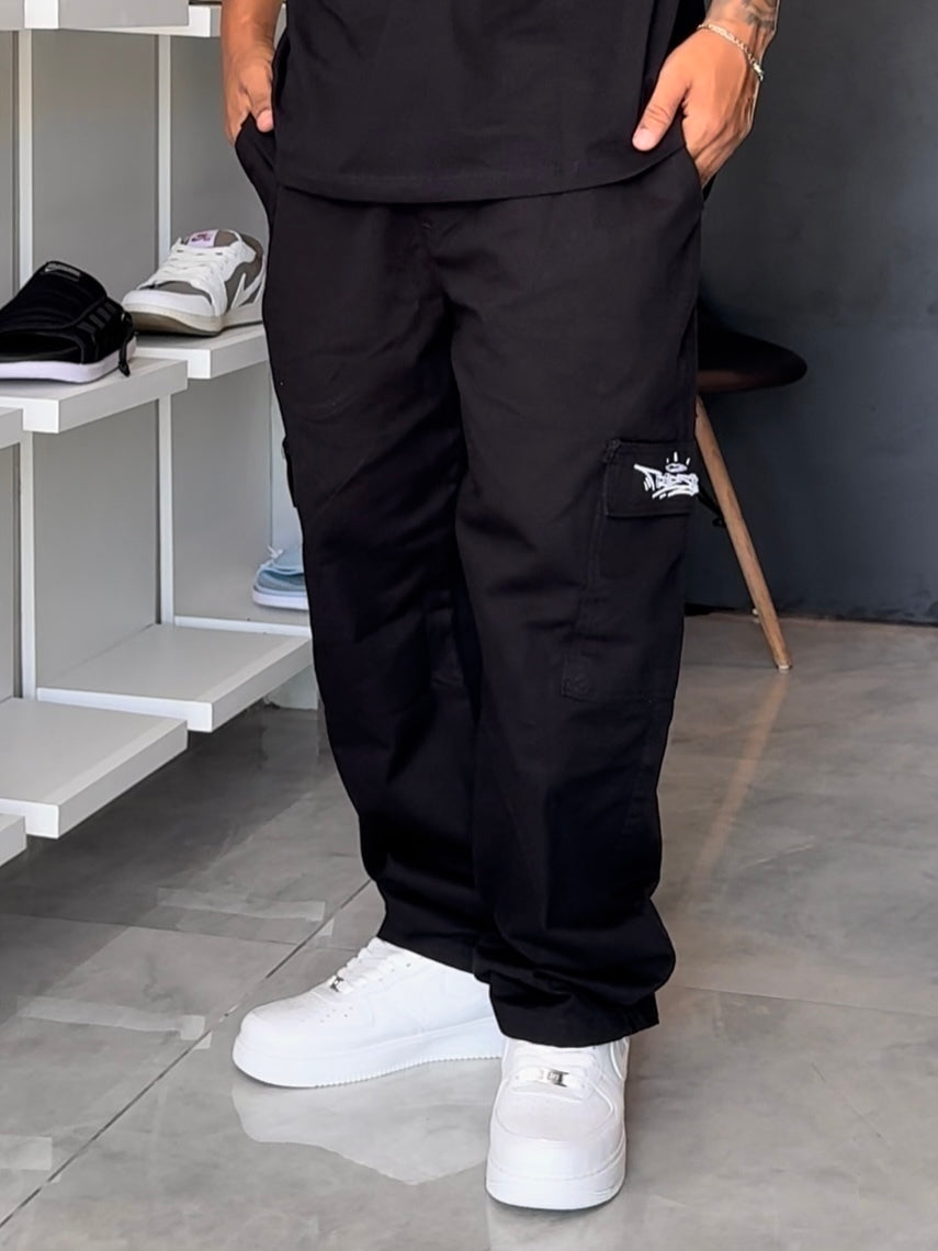 Calça Cargo Reta Trip Side - Preta
