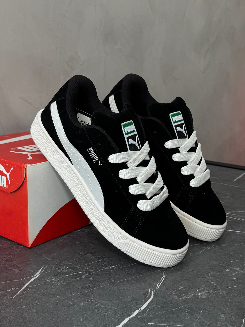 Tênis PM Suede XL - Preto/Branco