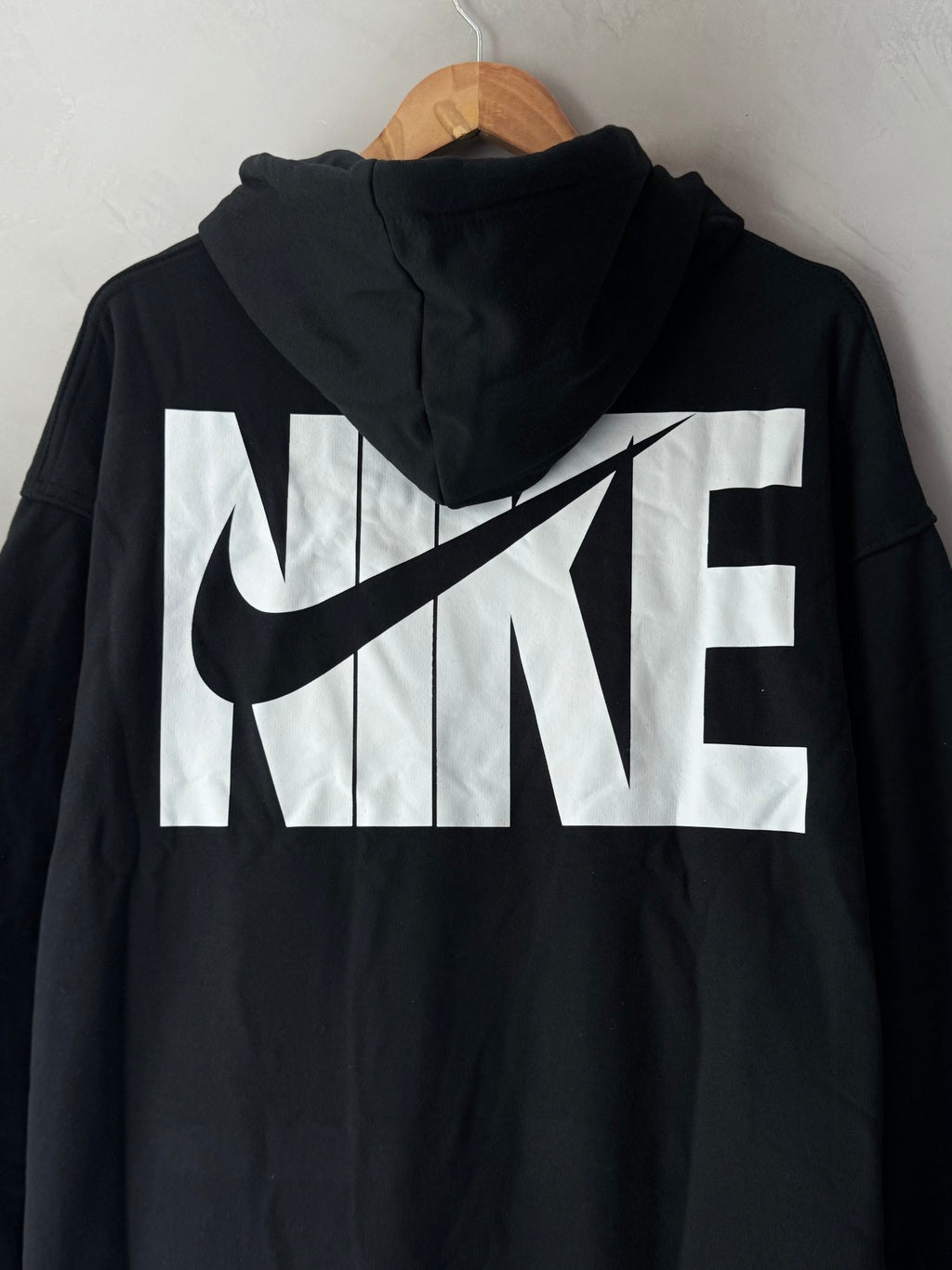 Moletom Canguru Nike - Preto