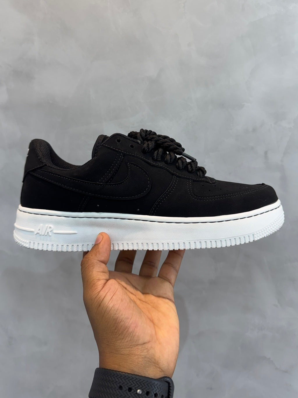 Tênis NK Air Force 1 Nobuck - Preto/Branco