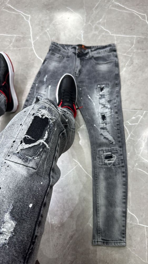 Calça jogador City Denim Cinza Esfumado Com Tintas e Quadrados