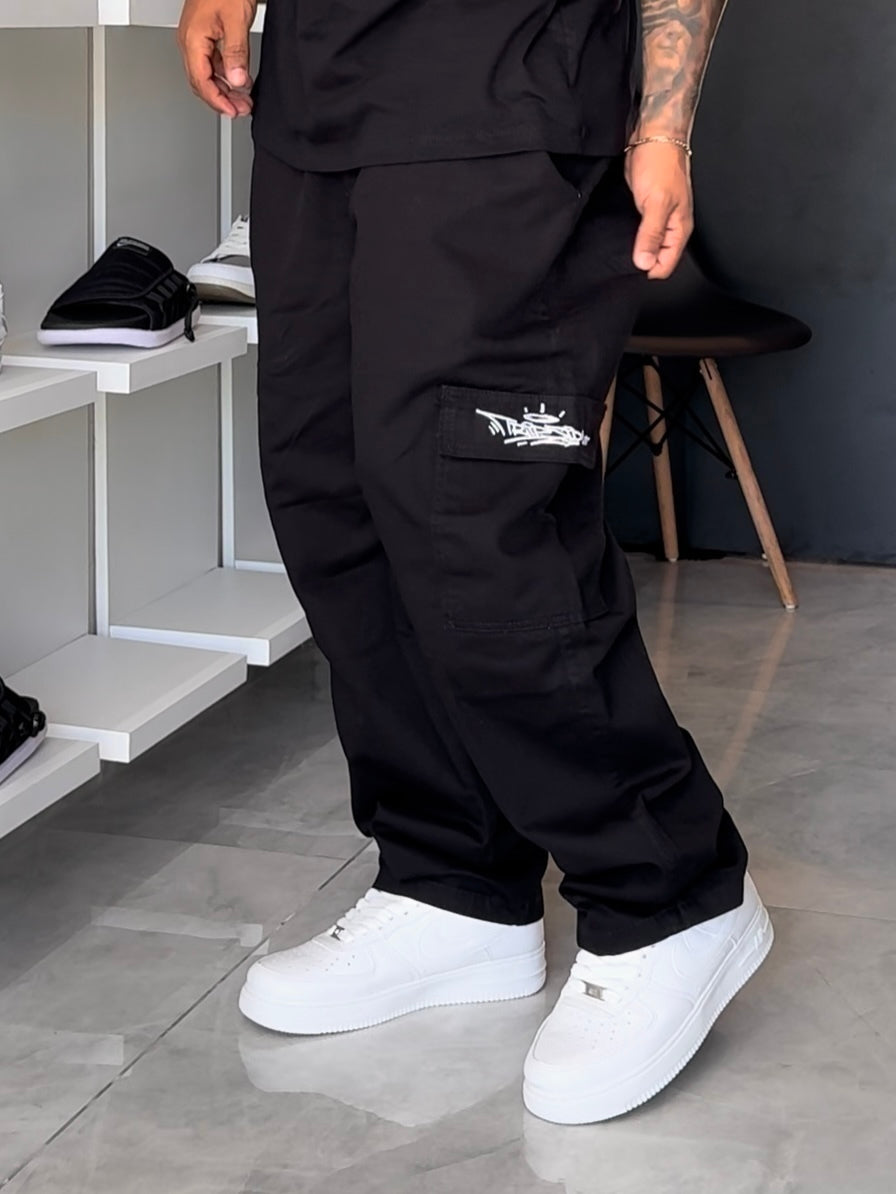 Calça Cargo Reta Trip Side - Preta