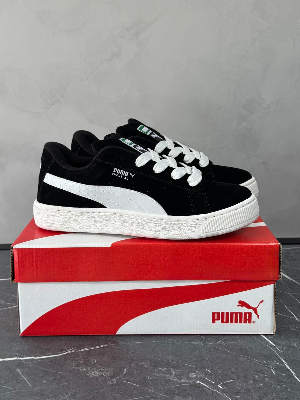 Tênis PM Suede XL - Preto/Branco
