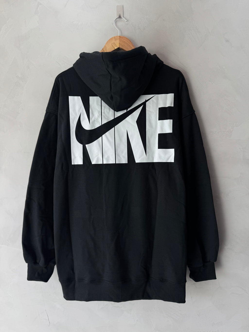 Moletom Canguru Nike - Preto